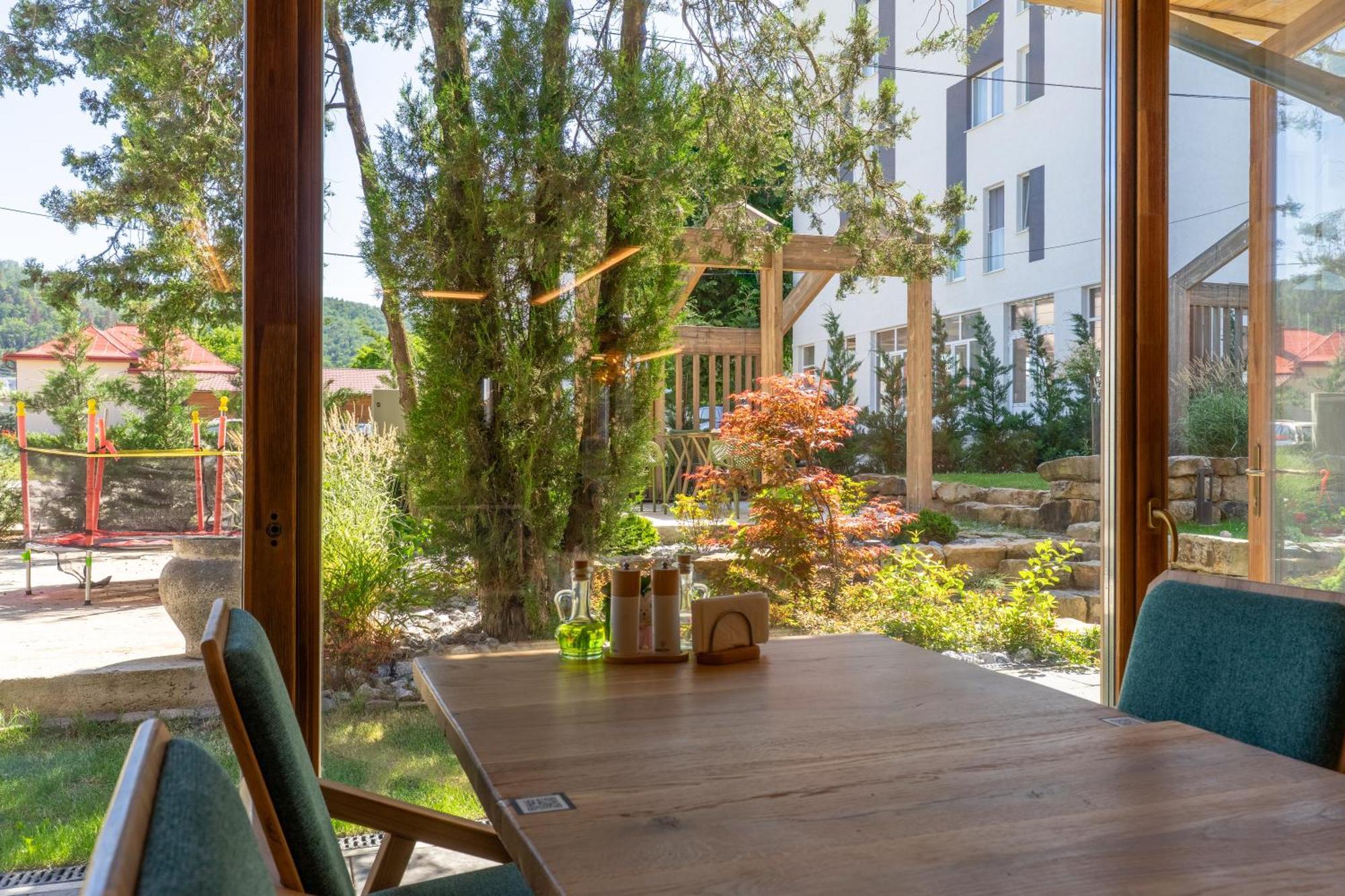 Forest Green & Spa Gura Humorului Exterior foto